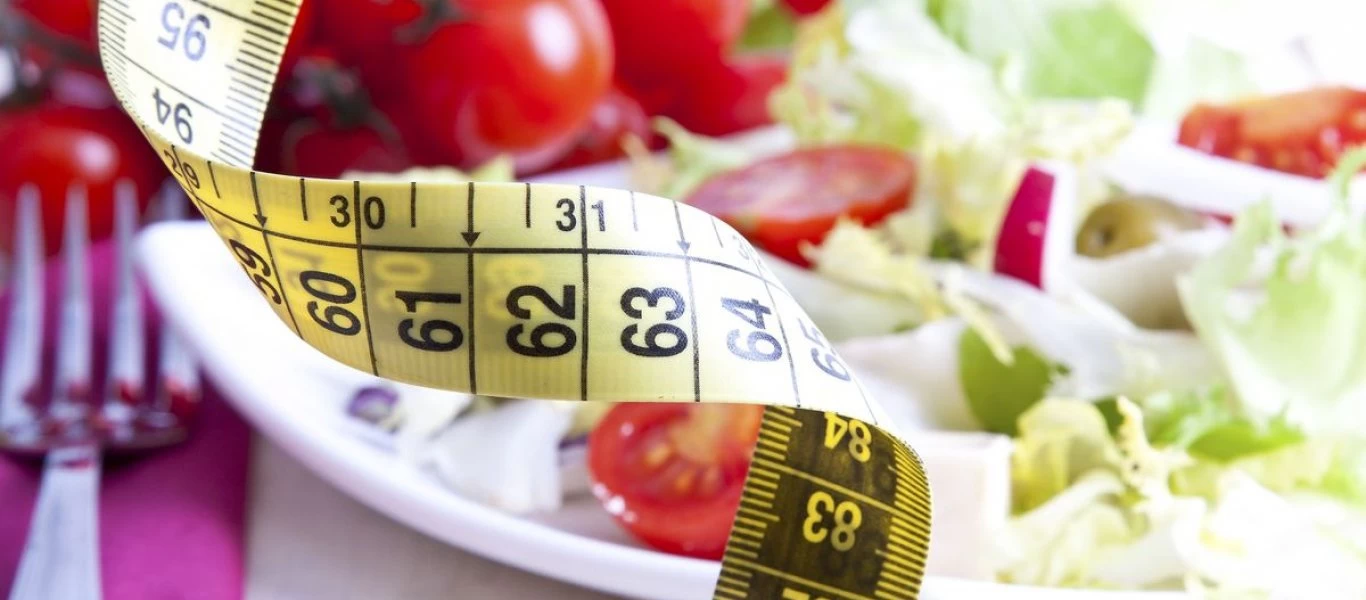 Μπορείς να τις φας χωρίς τύψεις: Οι 17 τροφές με λιγότερες από 40 θερμίδες